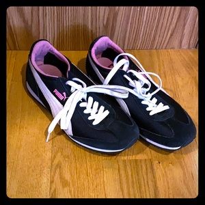 Puma sneakers black, tan, and pink